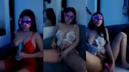 AEL Ruby Ganti Busana Telanjang Dada Mantap Hot!
